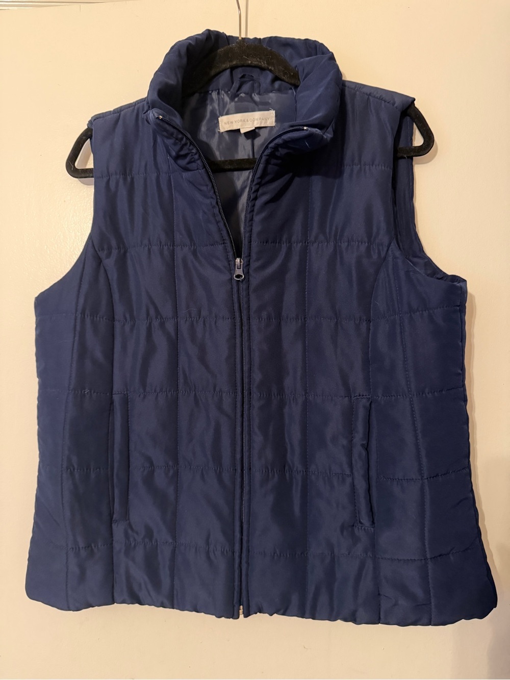 New York & Company Quilted Navy Blue Vest women L